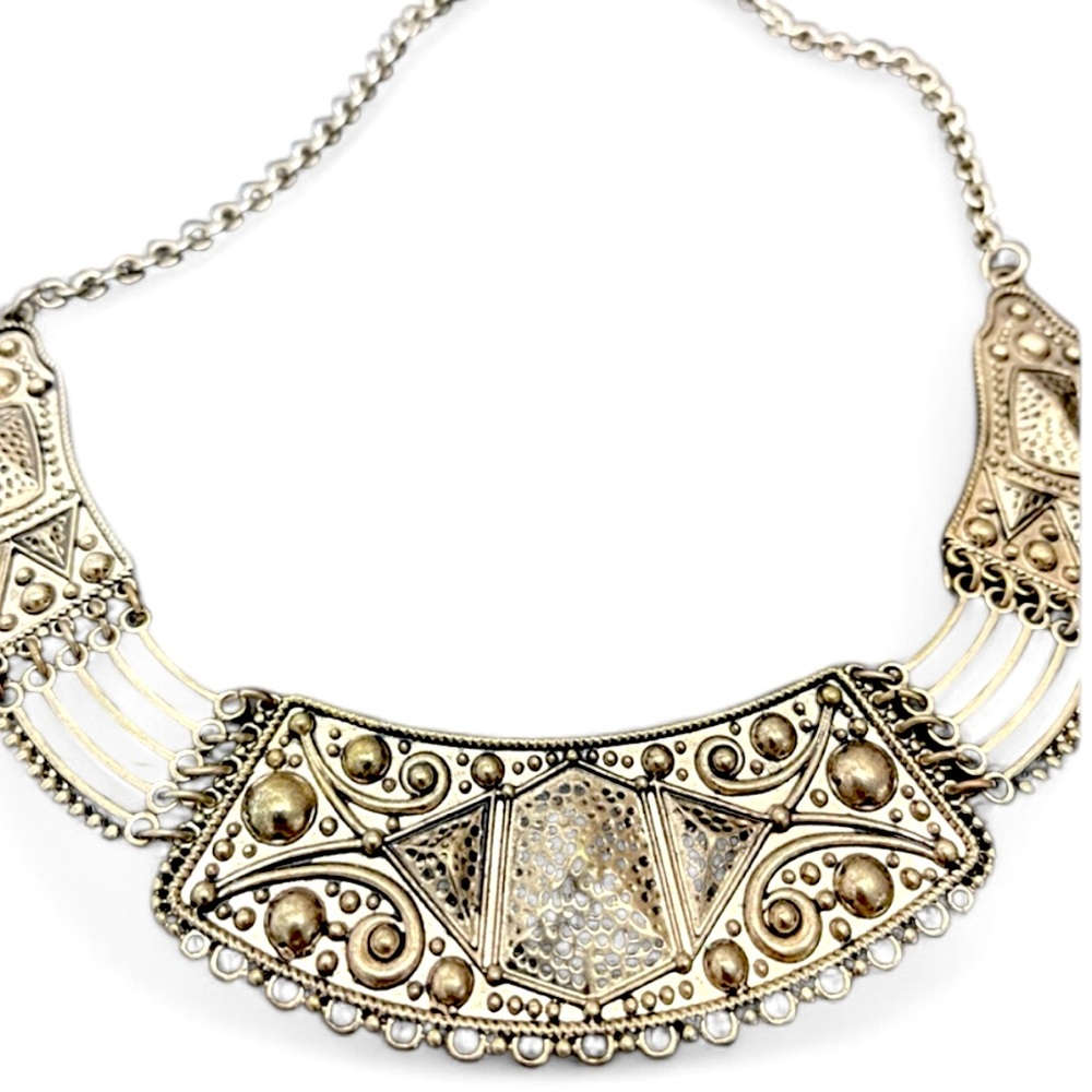 Gorgeous bronze/gold necklace